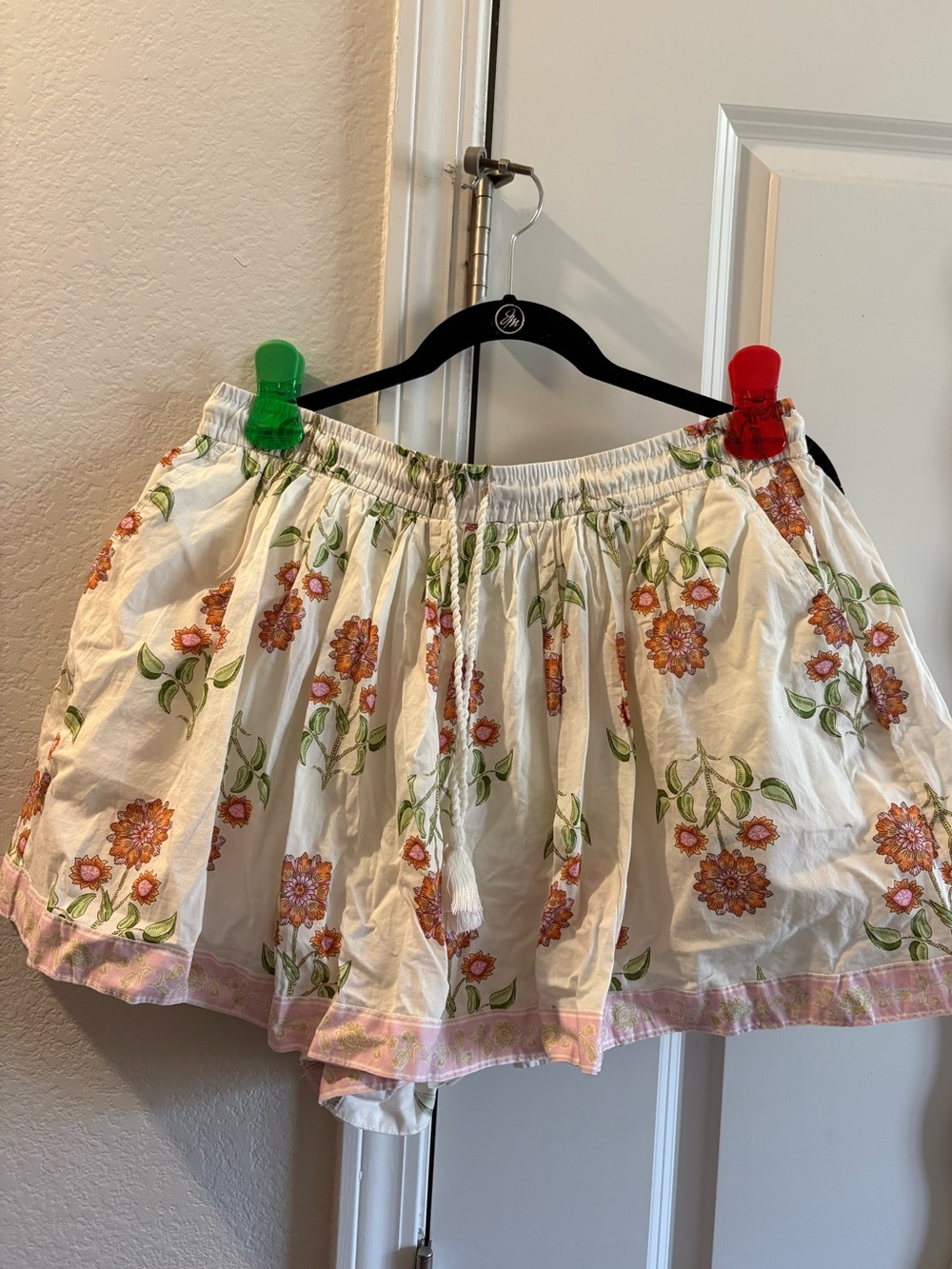 Old Navy White Floral Embroidered Skater Shorts with Orange Flowers